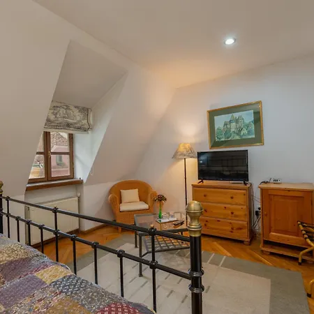 Casa Cu Cerb Πανσιόν