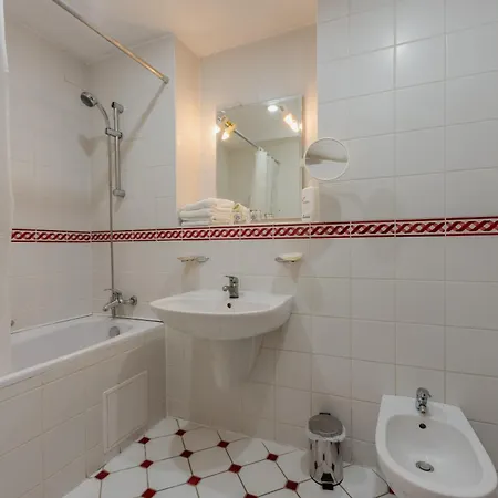 Casa Cu Cerb Πανσιόν